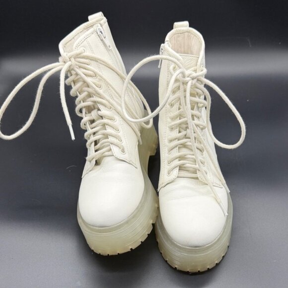 Gianni Bini White Upper Leather Ankle Boots Sole Chunky Heel Back Zipper Sz 6.5 - Picture 2 of 6